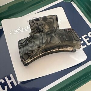 Gray marble Hair Clip imported from France 🇫🇷